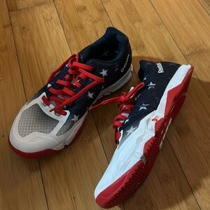 NWOT Reebok CrossFit rate USA 🇺🇸 print sneakers